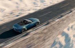 Aston Martin Vantage Roadster, 2025, overhead